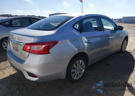 2017 Nissan Sentra S z USA, uszkodzony, nr VIN 3N1AB7AP7HY219142